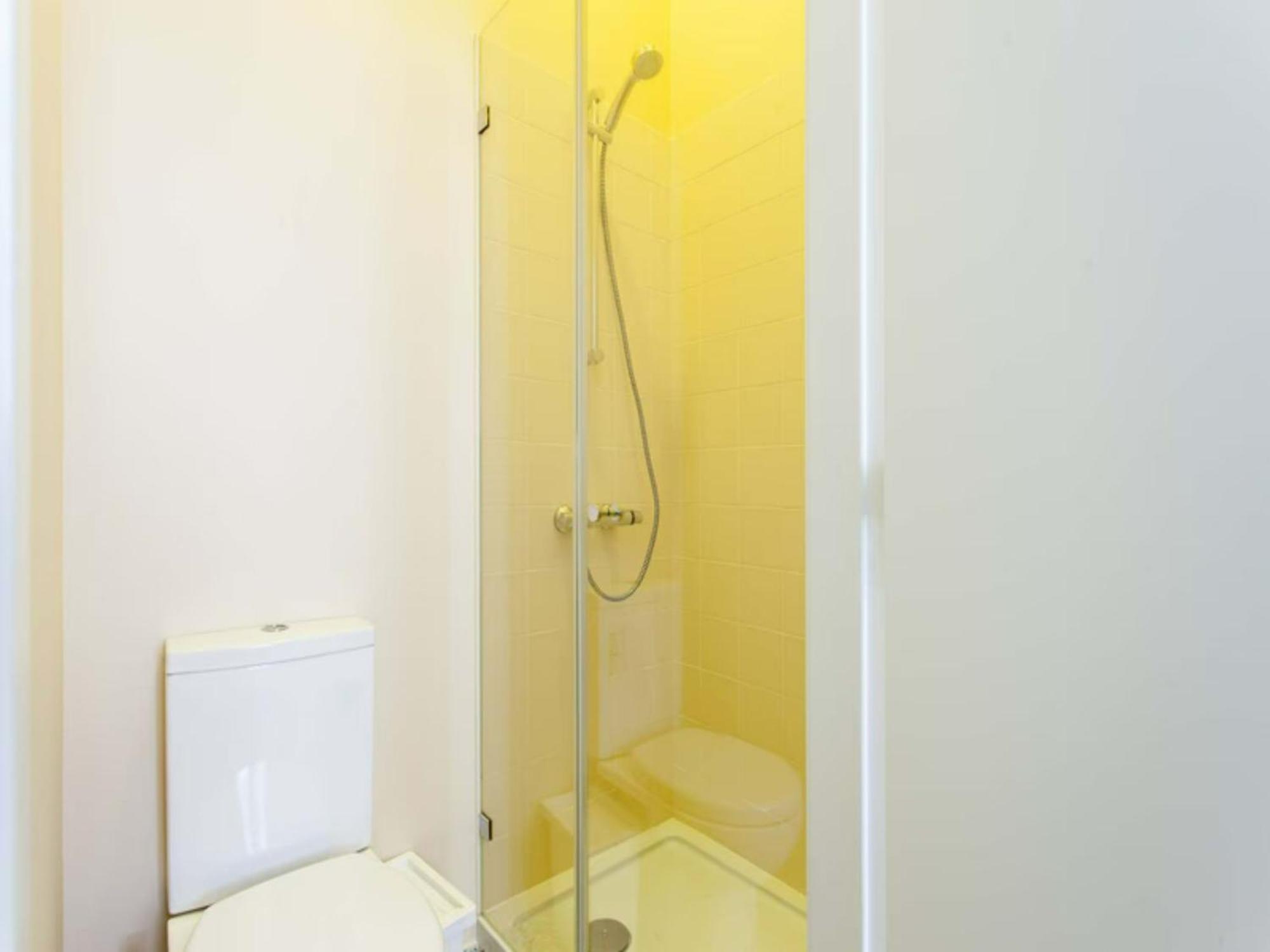 2 Bedroom Located Heart Of Apartamento